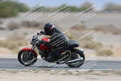 media/May-05-2025-Moto Forza (Mon) [[3c1838c5e5]]/2-B Group/Session 3 (Panning Test Turn 14 Inside)/